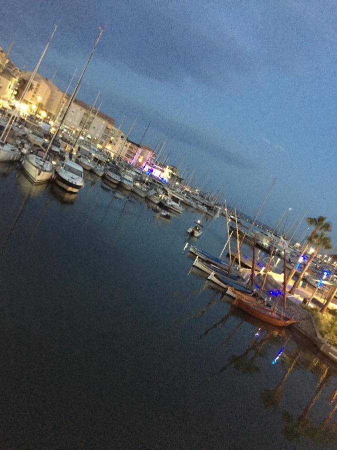 Merazur Fréjus Esterno foto